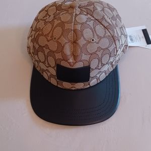 Coach trucker hat